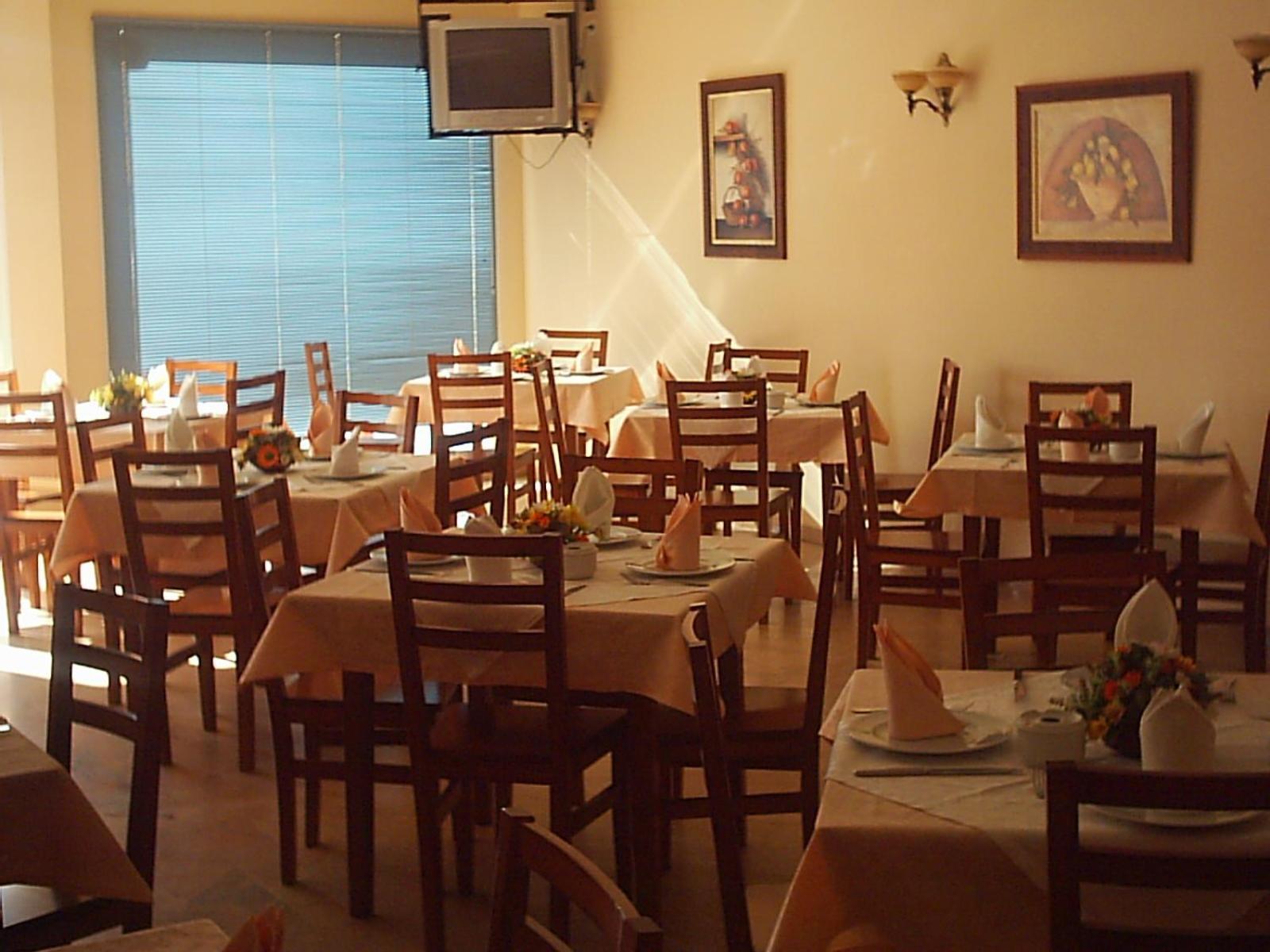 Hostal Restaurante Hermanos Zamora Пальма дел Рио Экстерьер фото