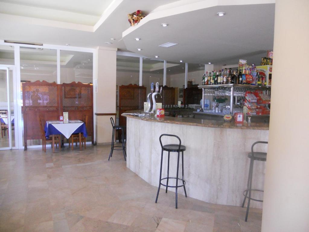 Hostal Restaurante Hermanos Zamora Пальма дел Рио Экстерьер фото